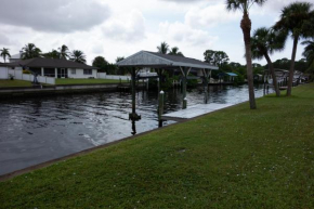 Manatee Palms